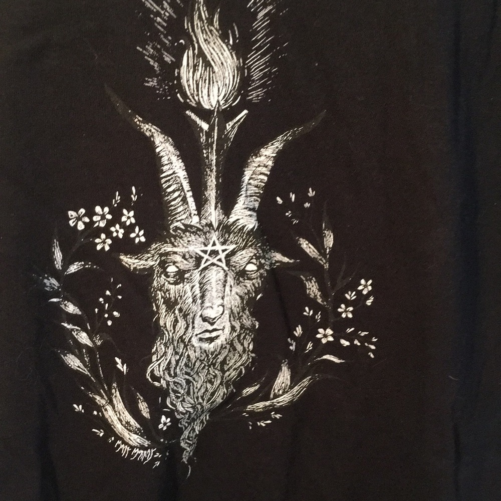 NWOT Baphomet/Pentagram T-shirt